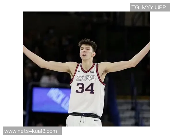 切特霍姆格伦的成长之路与未来篮球潜力探讨 切特霍姆格伦的成长之路与未来篮球潜力探讨