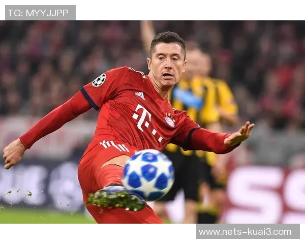 德乙菲尔特与基尔对决前瞻分析双方状态与战术探讨 德乙菲尔特与基尔对决前瞻分析双方状态与战术探讨